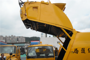 尾斗開啟角度為90度以上